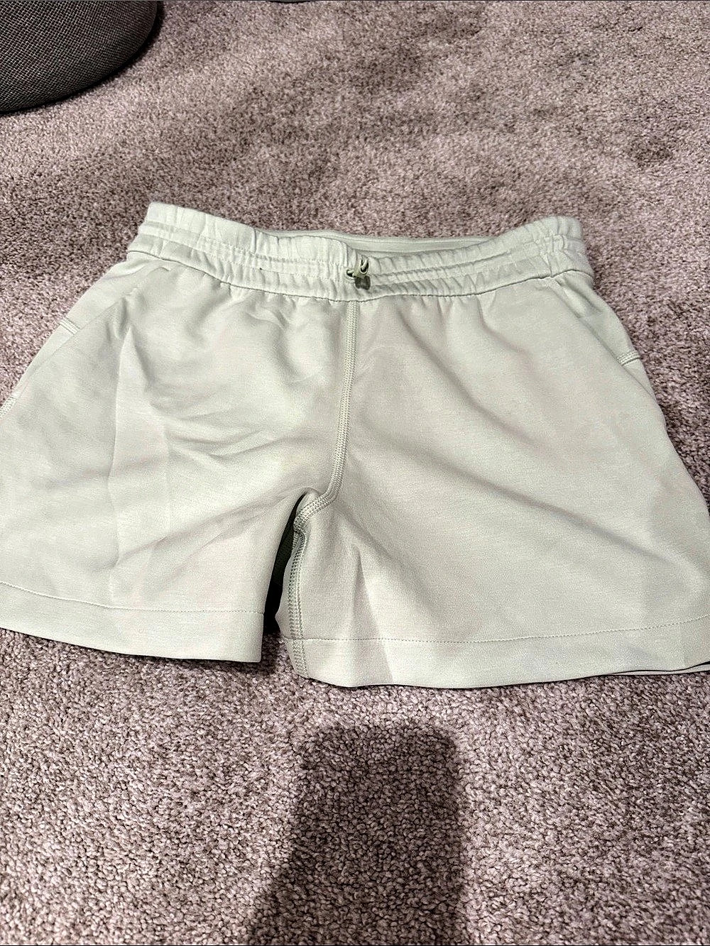 lululemon Softstreme High-Rise Short 4" Green Size 6
